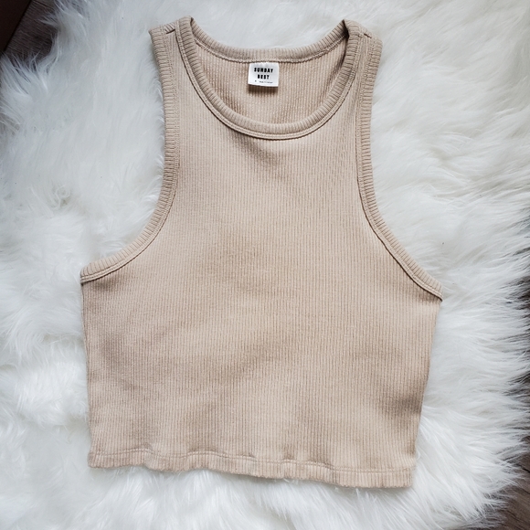 Aritzia - Sunday Best Honor Cropped Tank - Brand New - Picture 3 of 10